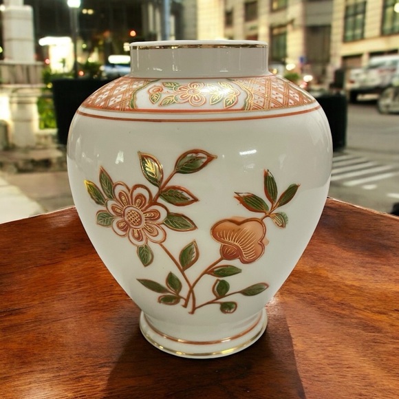 VTG Andrea by Sadek 8945 Hand Painted Floral Vase - Made in Japan - Ginger Jar - Picture 1 of 9